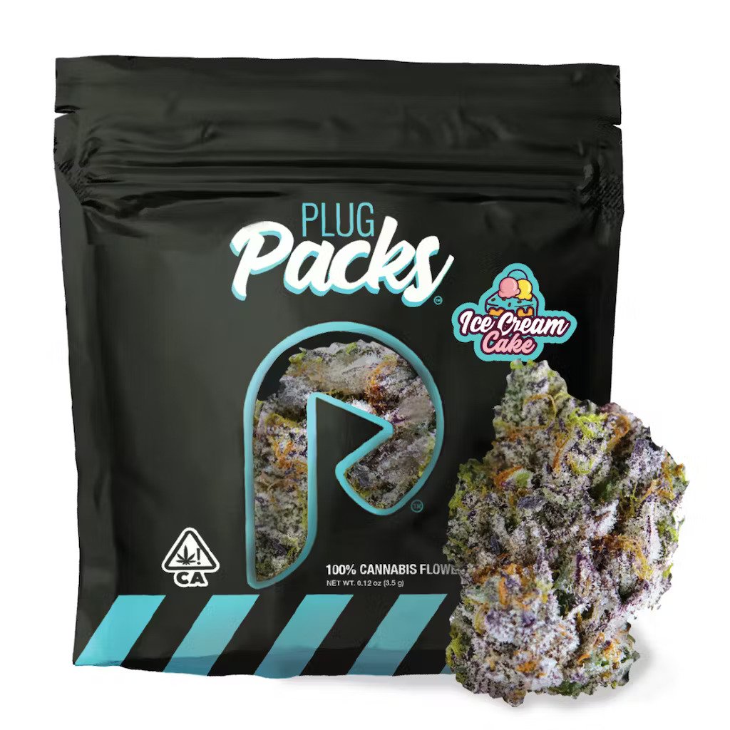PLUGpacks Ice Cream Cake features a creamy and berry flavor profile that will satisfy that sweet tooth and leave you wanting more